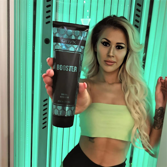 Onyx Booster Tanning Accelerator | Hydrating Sunbed Cream For Rapid Indoor & Outdoor Tanning | Melanin Enhancing Lotion For Smooth, Even Results | Intense Hydration For A Natural, Golden Tan | 251Ml