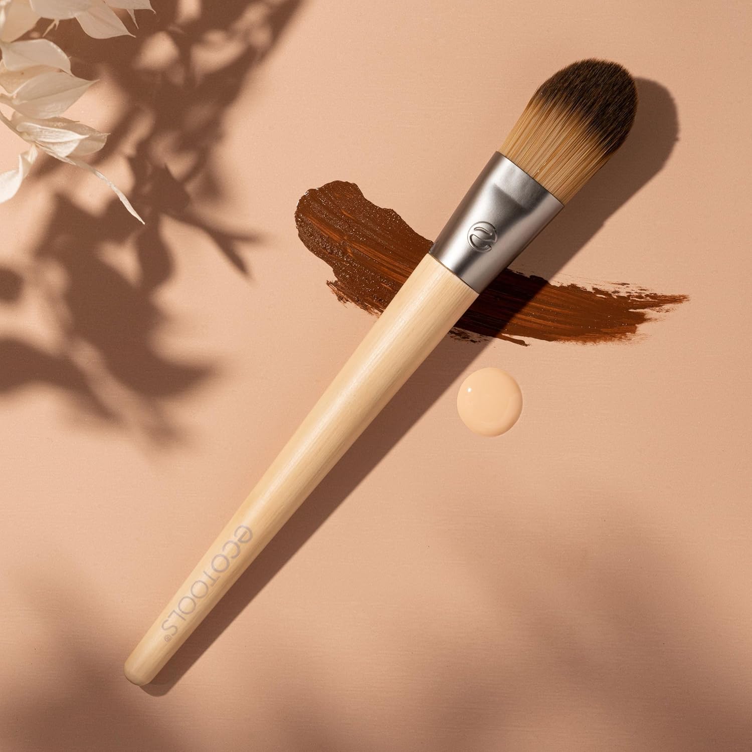 Ecotools Classic Foundation Face Brush, For Liquid, & Cream Foundation, Flat Foundation Brush, Makeup Brush For Natural Makeup, Buildable Coverage, Synthetic Bristles, Cruelty- Free, 1 Count : Beauty & Personal Care
