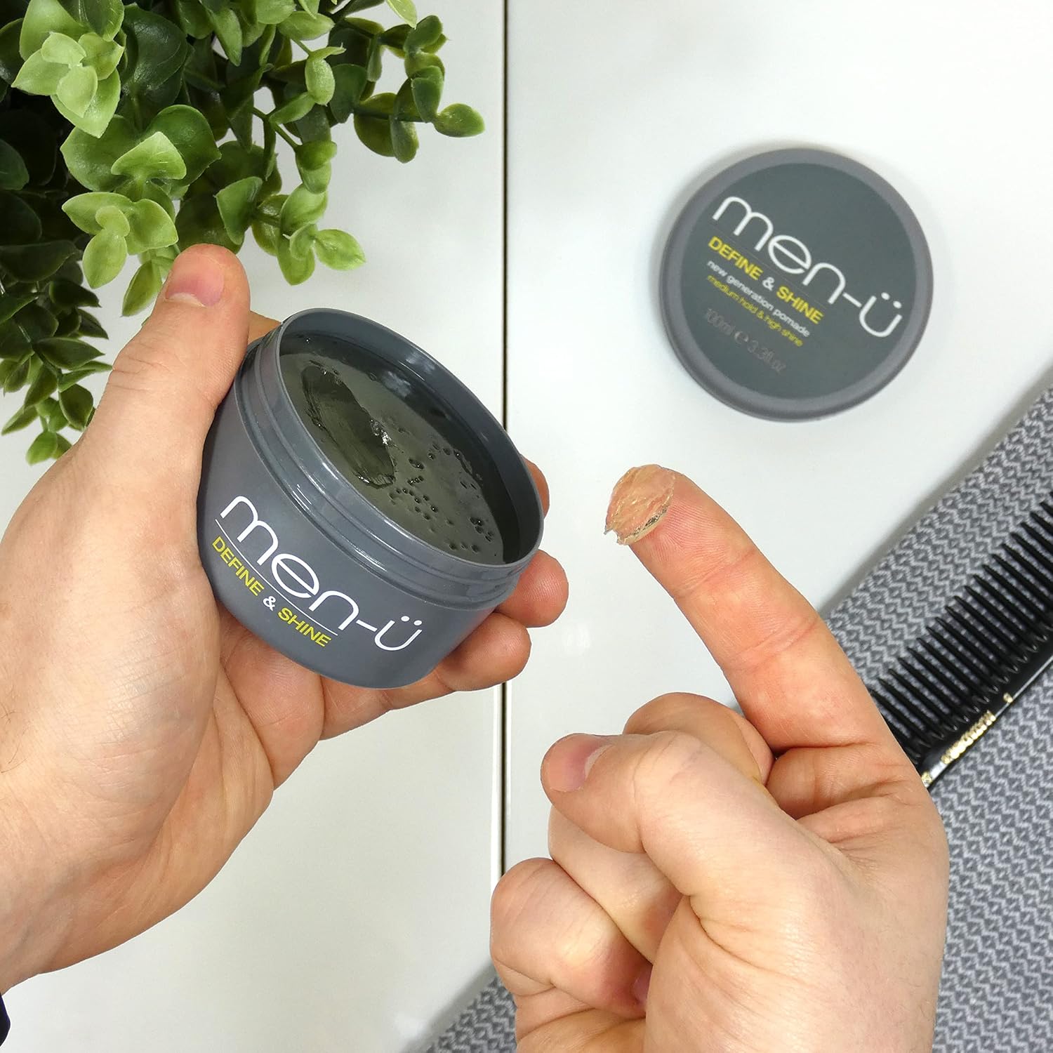 men-ü DEFINE & SHINE 100ml – Hair pomade for men w/medium hold and high shine. Helps tone down grey hair - Mens hair products, 100ml styling puck. : Amazon.co.uk: Beauty