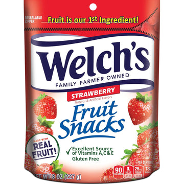 Welch's Fruit Snacks, Strawberry, Perfect for Sharing, Gluten Free, Bulk Bag, 8 oz (Pack of 1)