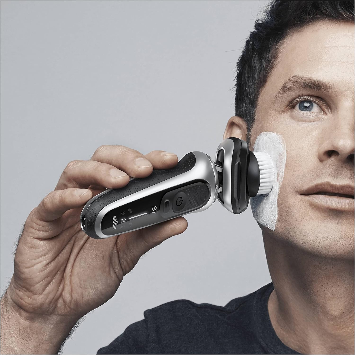 Braun EasyClick Cleansing Brush Attachment For New Generation Series 5, 6 and 7 Electric Shaver, Cleans, Exfoliates and Refines Your Skin, White : Amazon.co.uk: Health & Personal Care