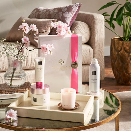 Rituals Gift Set The Ritual Of Sakura Small - Home And Skincare Products Enriched With Cherry Blossom And Rice Milk - Bath Gift Box With Renewing Properties