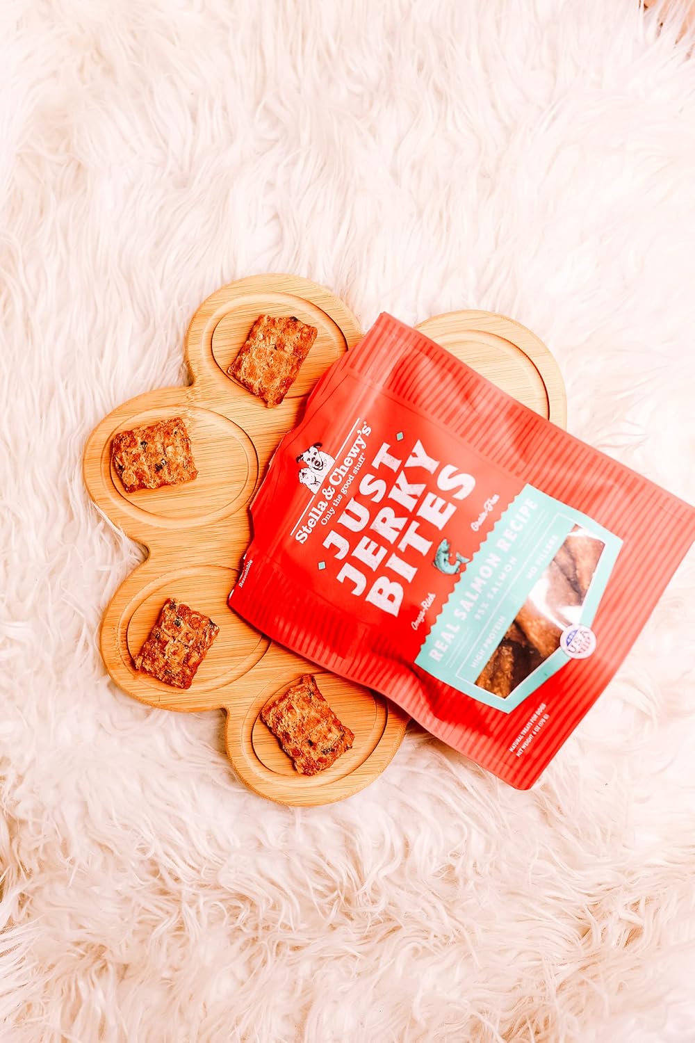 Stella & Chewy's Just Jerky Bites Real Beef Recipe Dog Treats, 6 oz. Bag : Pet Supplies