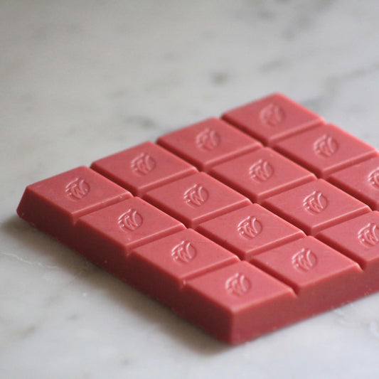 Willie'S Cacao - Sea Kissed Almond Milk Chocolate Bar - 44% Milk Chocolate With Roasted Almonds And Cornish Sea Salt - 50G - Artisan Chocolate - Bean To Bar