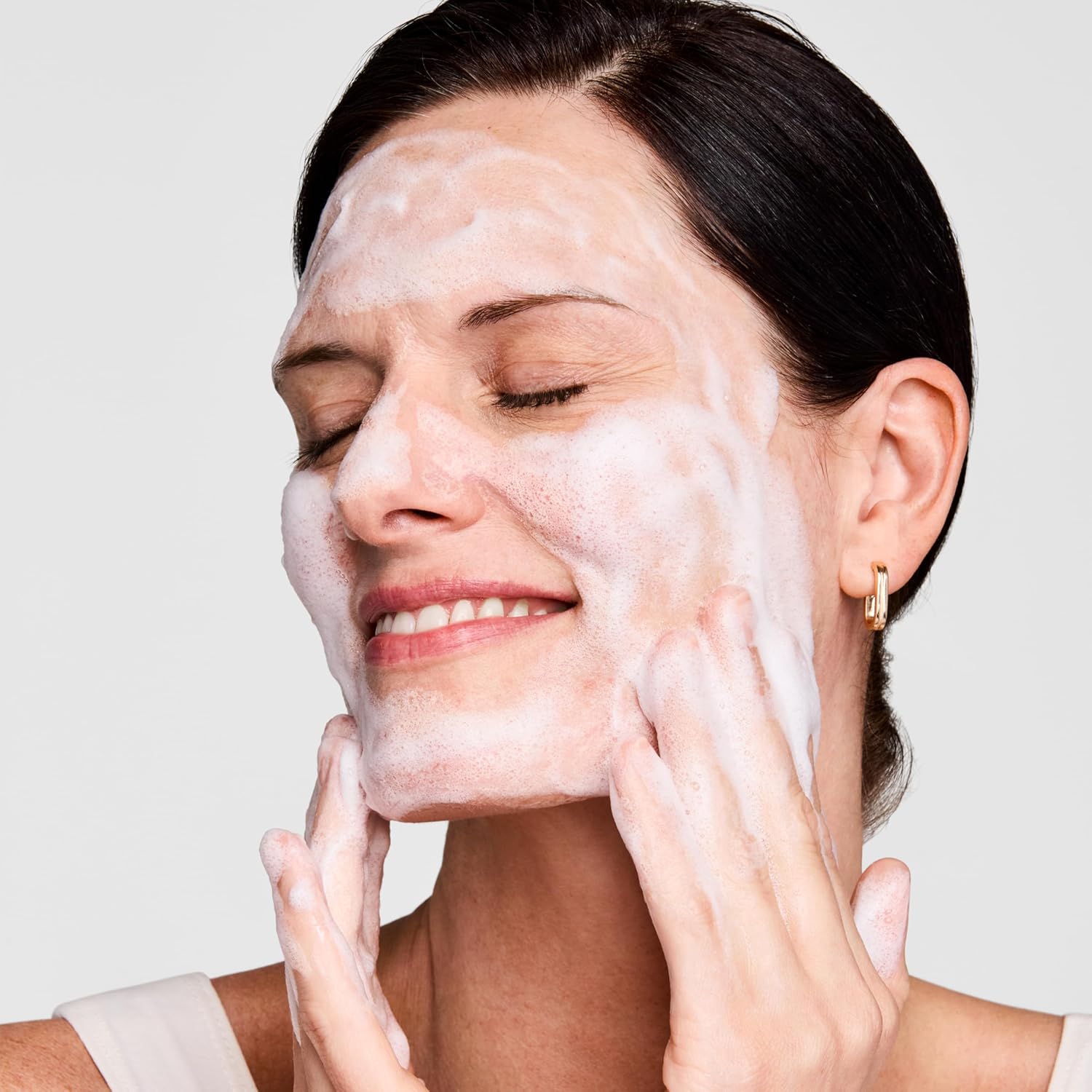 Estée Lauder Perfectly Clean Multi-Action Foaming Face Cleanser/Purifying Face Mask, 5.0 Fl Oz, For Normal/Combination Skin : Beauty & Personal Care