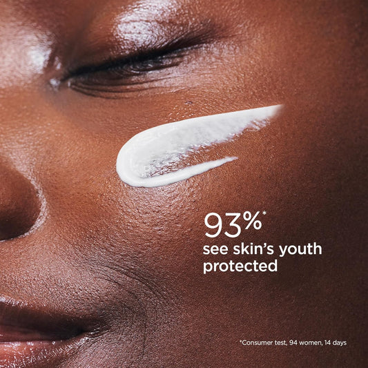 Clarins Youth-protecting Sunscreen Very High Protection SPF50+ 50ml : Amazon.co.uk: Beauty