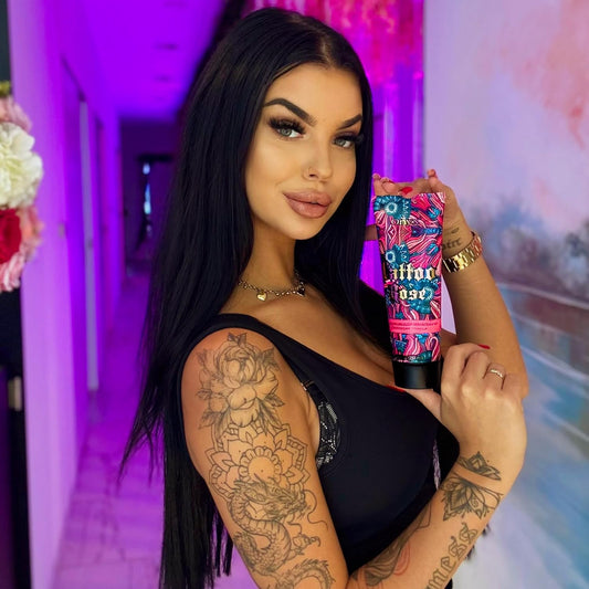 Onyx Tattoo Rose Bronzing Accelerator | Sunbed Cream For Tattooed Skin | Indoor & Outdoor Tan Enhancer With Hydration | Smooth, Even, Streak-Free Finish | Long-Lasting Tattoo Care & Dark Tan Results