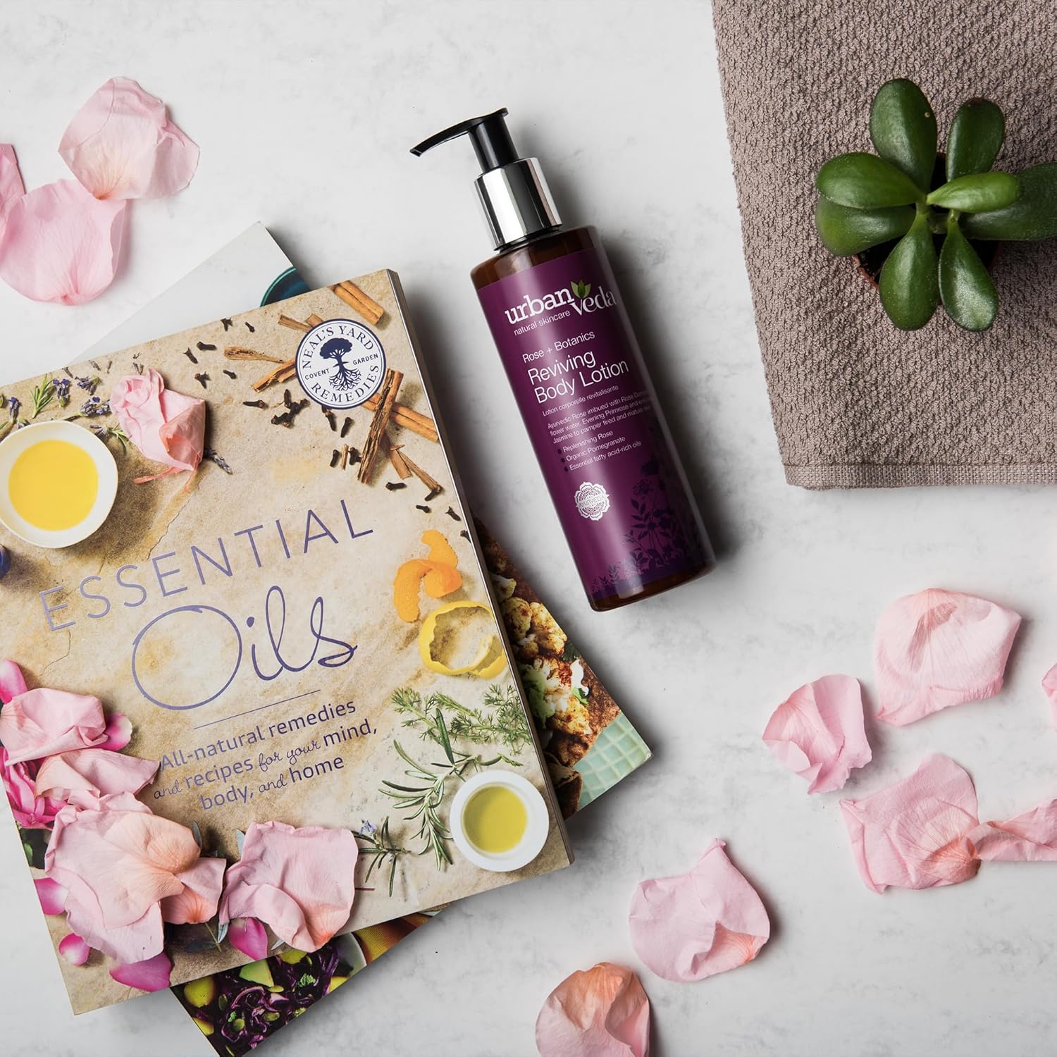 Urban Veda Reviving Body Lotion | Dry Skin Moisturiser for Body Skin Care | Hydrating Moisturiser for Tired & Wrinkle Skin | Almond Oil & Glycerin Body Lotion Women & Men | 250ml : Amazon.co.uk: Beauty