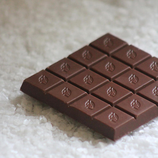 Willie'S Cacao - Sea Kissed Almond Milk Chocolate Bar - 44% Milk Chocolate With Roasted Almonds And Cornish Sea Salt - 50G X 12 - Artisan Chocolate - Bean To Bar