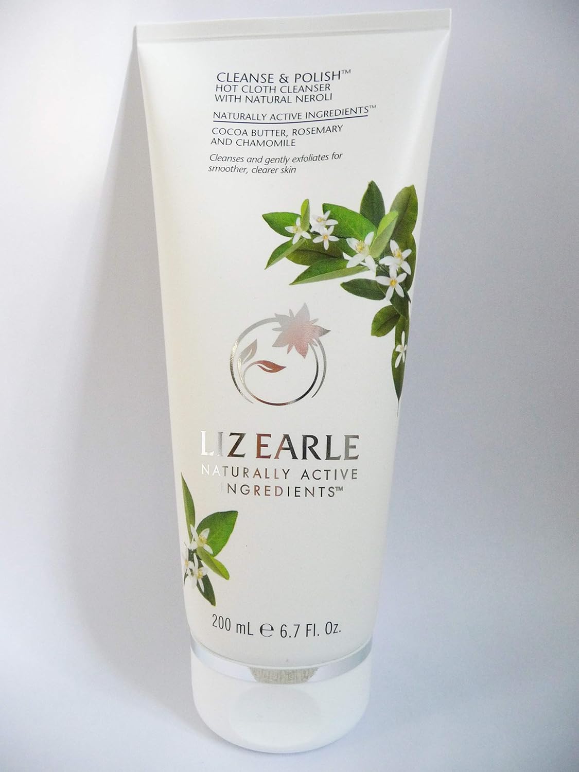 Liz Earle Cleanse & Polish Hot Cloth Cleanser With Natural Neroli 200Ml