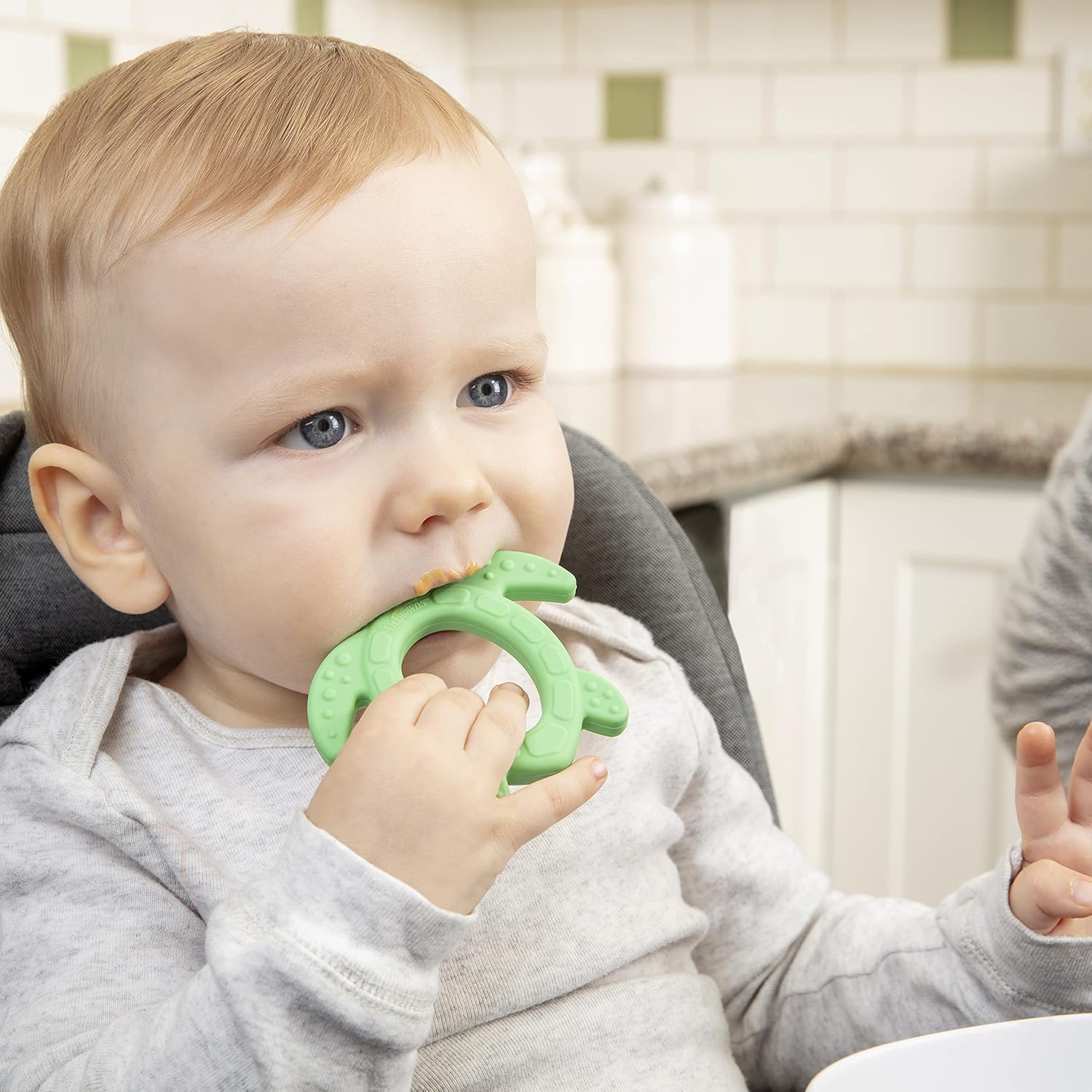 Dr. Brown's Silicone Starter Spoon and Teether for Babies and Infants, Turtles, 1 Pack, 4m+ : Baby