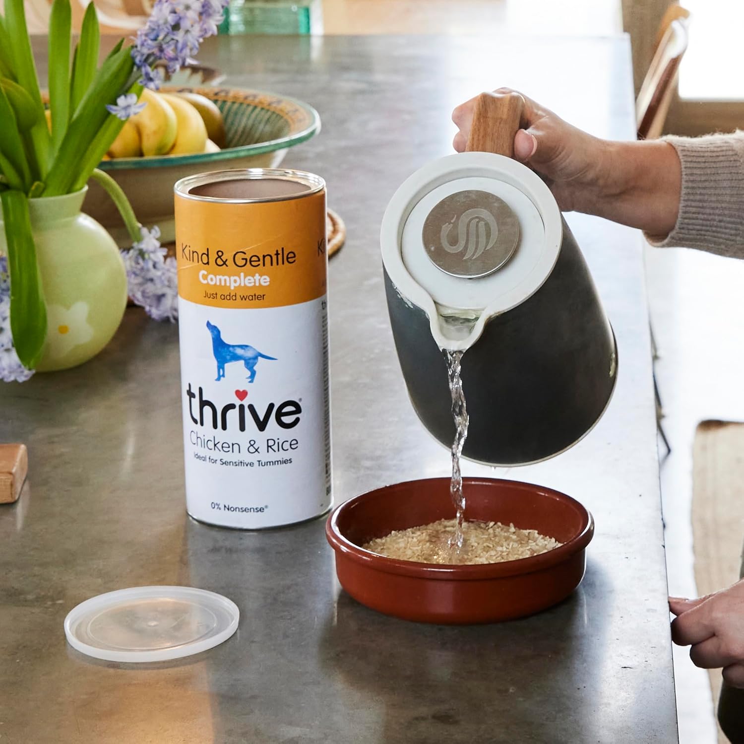 Thrive Kind and Gentle 100% Chicken & Rice Dog Food Kind & Gentle Nutritious Complete Dog Meal : Amazon.co.uk: Pet Supplies