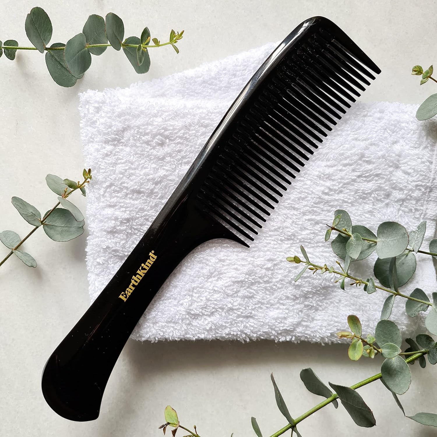Earthkind Organic Rubber Detangling Comb - Plastic-Free, Black, One Size : Amazon.co.uk: Beauty