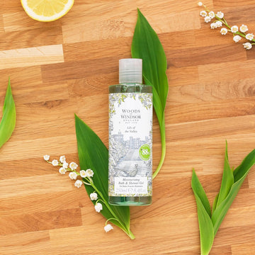Woods Of Windsor Lily Of The Valley Bath And Shower Gel, Womens Shower Gel With Geranium And Citrus Notes, Moisturizing Body Wash For Women With Vitamin E, Lily Of The Valley Scent 250Ml