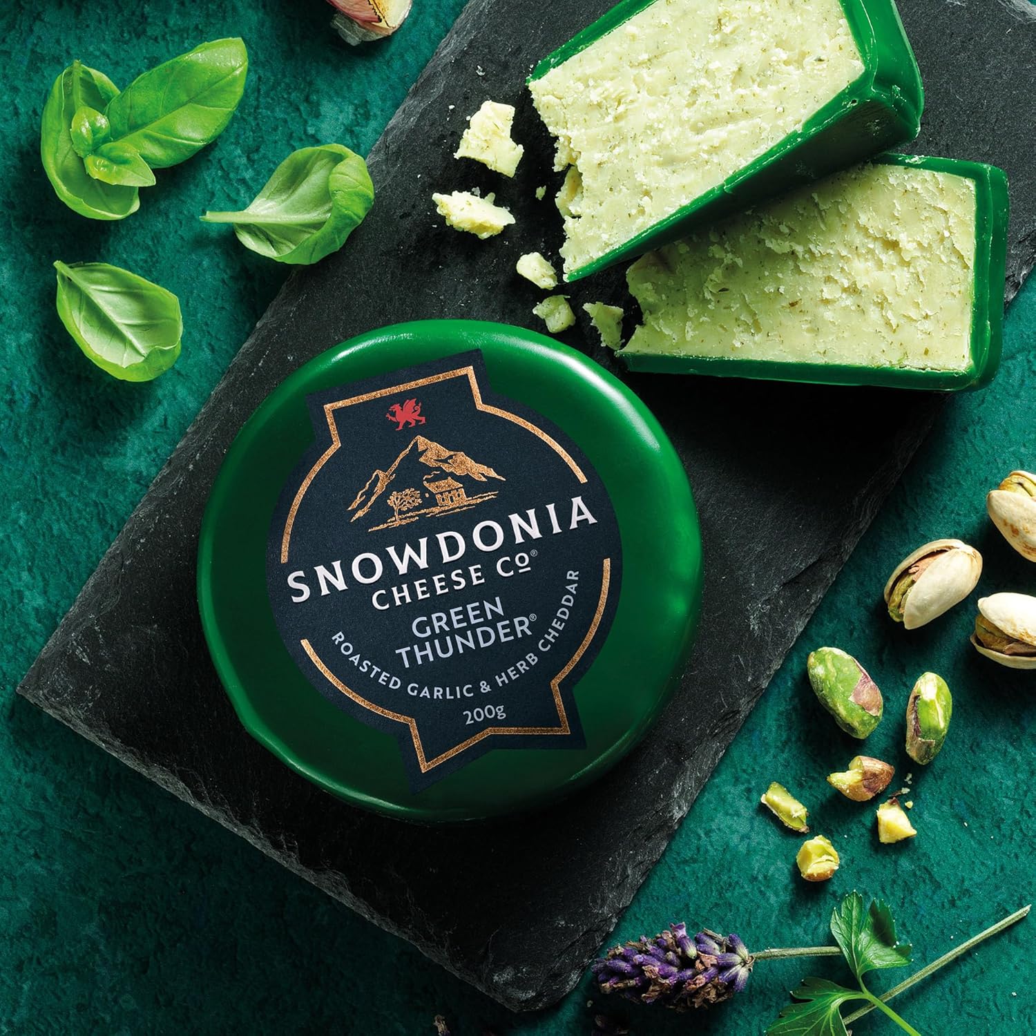 Snowdonia Slate Cheese Board Including Black Bomber, Red Devil & Green Thunder 200g Truckles from GREAT BRITISH TRADING LIMITED : Amazon.co.uk: Grocery