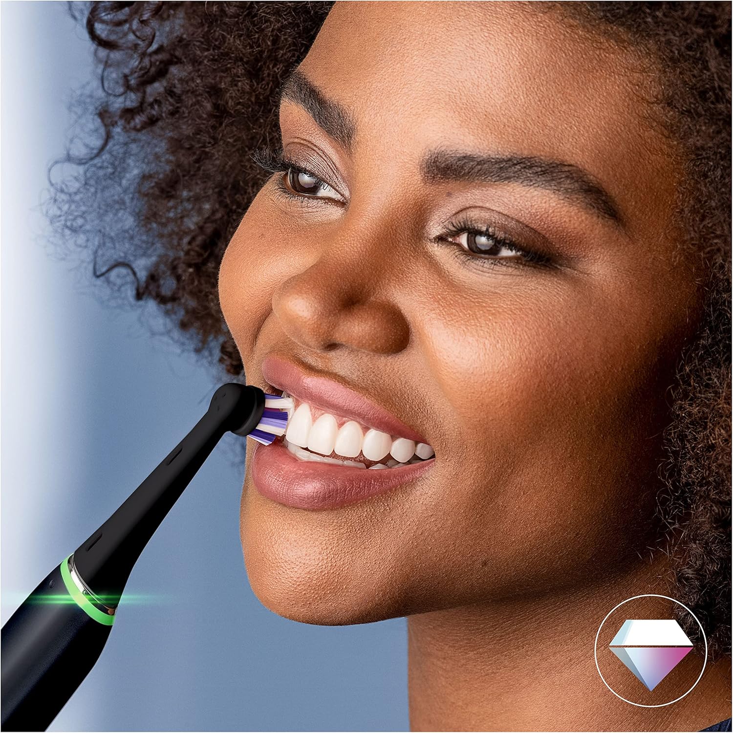 Oral-B iO Radiant White Original Electric Toothbrush Head, Angled Bristles Deeper Plaque Removal, with Polishing Petals for Teeth Whitening, Pack of 6 Toothbrush Heads, Black : Amazon.co.uk: Health & Personal Care