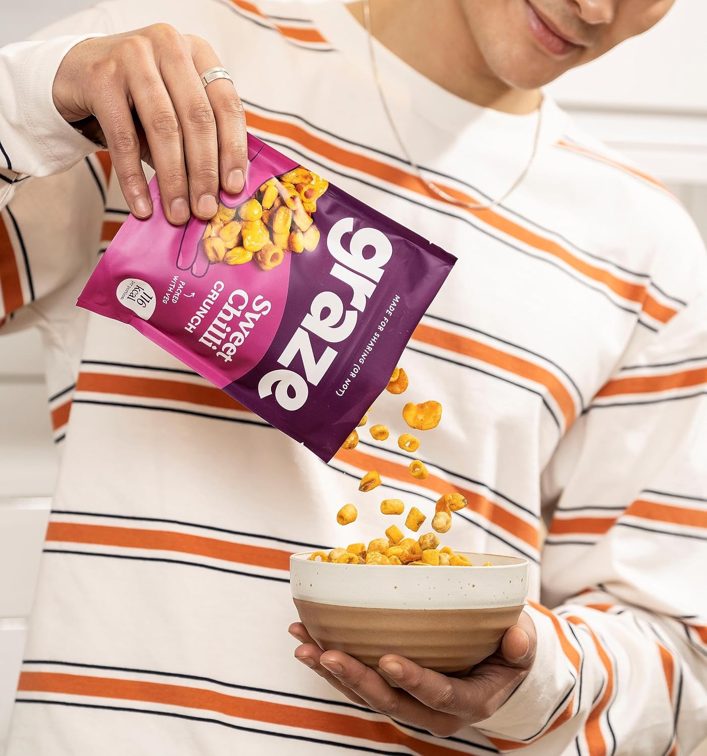 Graze Sweet Chilli Crunch - Vegan Savoury Healthy Snacks Sharing Bags, High in Fibre, Natural Flavours - Packaging may vary - (6 x 100g Sharing Bags) : Amazon.co.uk: Grocery