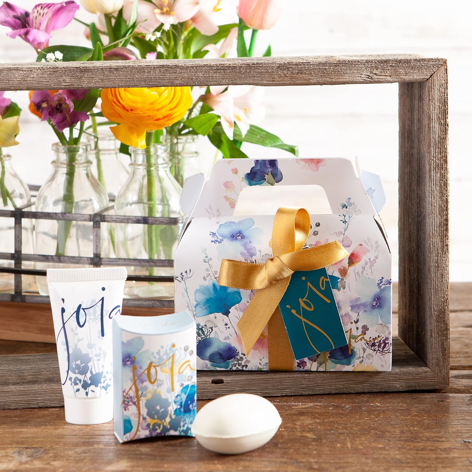 European Soaps Joia Winter/Spring Scented Moisturizing Gift Set, Bar Soap And Shea Butter Hand Cream, Sea & Shore, 2.4 Fl Oz : Beauty & Personal Care