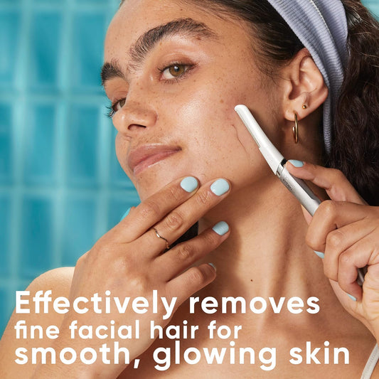 Gillette Venus Dermaplaning Tool, 2 Blade Refills, Exfoliating Face Razors for Women, Eyebrow Razor, Dermaplane Facial Razor for Women Face