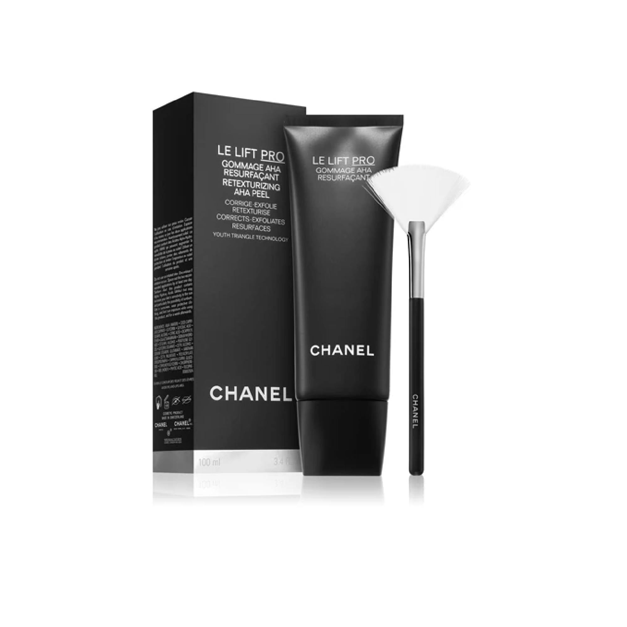 Chanel Le Lift Pro Face Exfoliator With An Exfoliating Effect