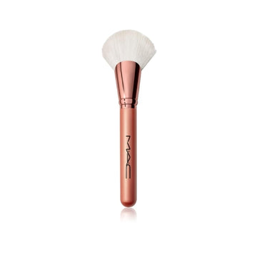 Mac Cosmetics Brush 143S Bronzer Fan Brush Bronzer Brush