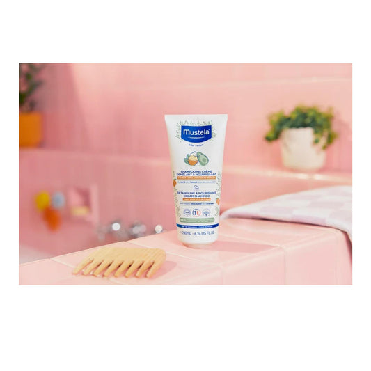 Mustela Detangling & Nourishing Children’S Shampoo For Easy Combing