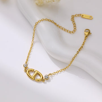 Pig Nose Crystal-Studded Gold Link Bracelet – Timeless Chic Jewelry