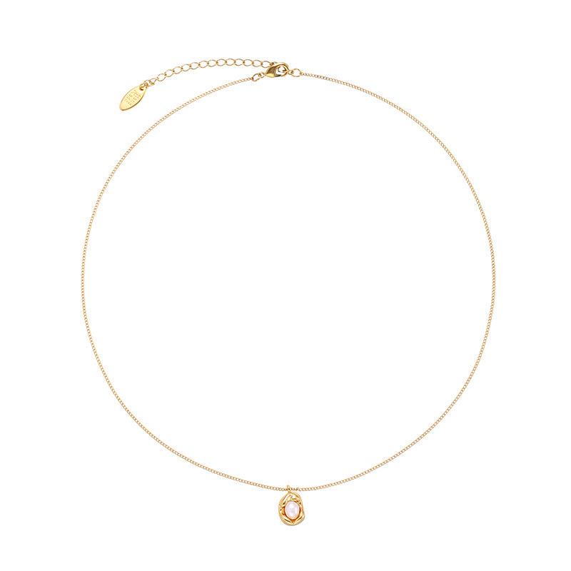 18K Real Gold French Light Luxury Pearl Pendant Necklace – Simple & Versatile for Women