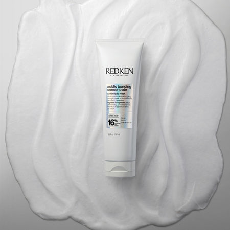 Redken Acidic Bonding Concentrate Hair Mask With Regenerative Effect