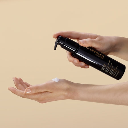 Shu Uemura Essence Absolue Night Serum For Hair