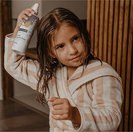 Suavinex Kids Detangling Spray Spray For Easy Detangling For Children 