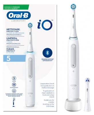Oral-B Io 5 Rechargeable Toothbrush + Accessories