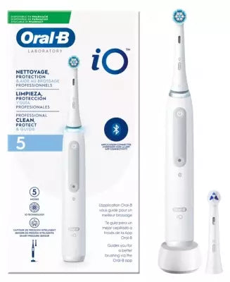 Oral-B Io 5 Rechargeable Toothbrush + Accessories