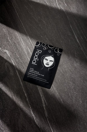 Rodial Snake Oxyganating & Cleansing Bubble Mask Cleansing Detoxifying Activated Carbon Mask