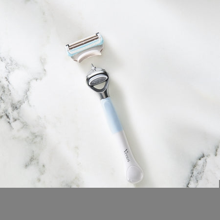 Gillette Venus Pubic Hair&Skin Shaver To Trim The Bikini Line