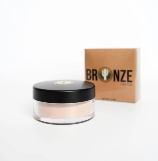 Bronze Cactus Quick-Dry Powder Bundle, Contains: [1 Powder For Smooth Finishing Post Spray Tan, 1 Brush], Dermatologically Tested, Vegan-Friendly, Evens Out Skin Tone (All Skin Types), 1.5 .