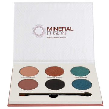 Mineral Fusion, Limited Edition Velvet Eye Shadow Palette, Multi Colors, 1 Count, Powder