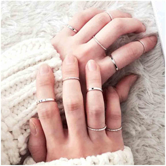 Yheakne Boho Rings Set Stackable Knuckle Rings Retro Vintage Midi Rings Stylish Joint Finger Rings Accessories for Women and Girls (Silver)