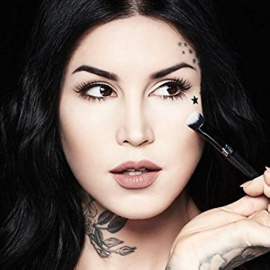 Kat Von D Lock-It Concealer Crème Light 15 - light sand with neutral undertone
