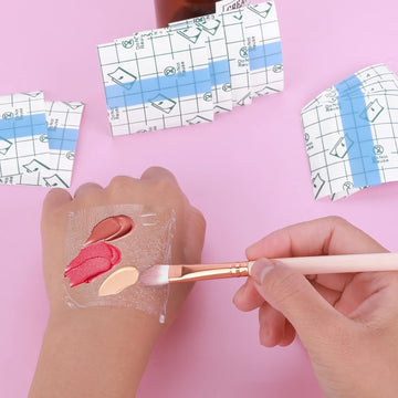 Lusofie 200 Pcs Makeup Hand Palette, Single Use Makeup Mixing Palette Disposable Adhesive Makeup Mixing Tray Cosmetic Makeup Palette Transparent Waterproof Makeup Tape for Makeup Artist Must Haves