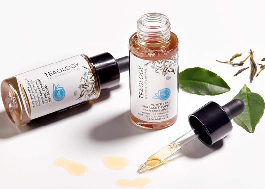 Teaology Anti-Age Serum | 100% Vegan | with White Tea infusion, Vitamin C + Peptides to Brighten, Hydrate + Plump Skin