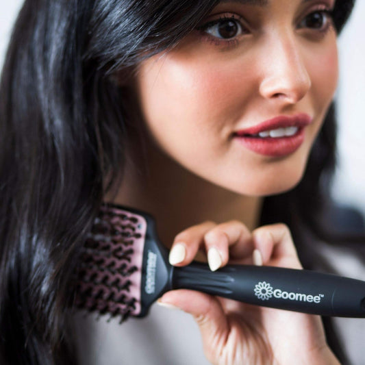 Goomee Straight and Curly Hair Detangler Brush – Detangling Brush with Nylon and Boar Bristles for Soft, Smooth, and Shiny Hair – Dry and Wet Detangle Brush with Vents for Fast Drying (Small, Blush)