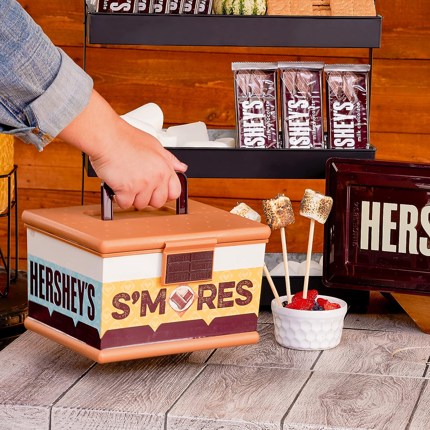  Mr. Bar-B-Q - Hershey's Deluxe S'mores Caddy : Grocery & Go